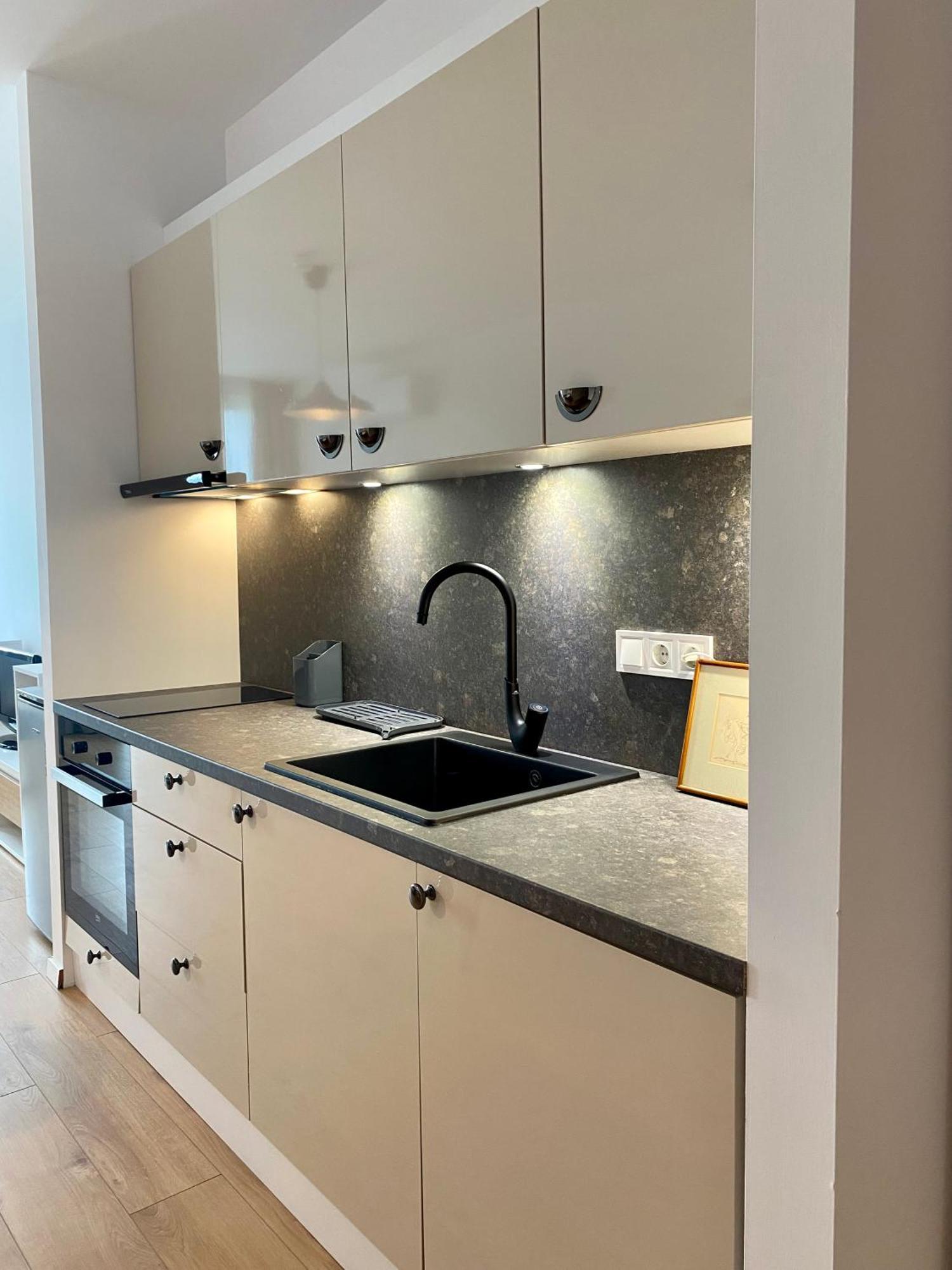 Mycampus Unwe Studentski Mountain Views Modern Kitchen Equipment Sofia Zewnętrze zdjęcie